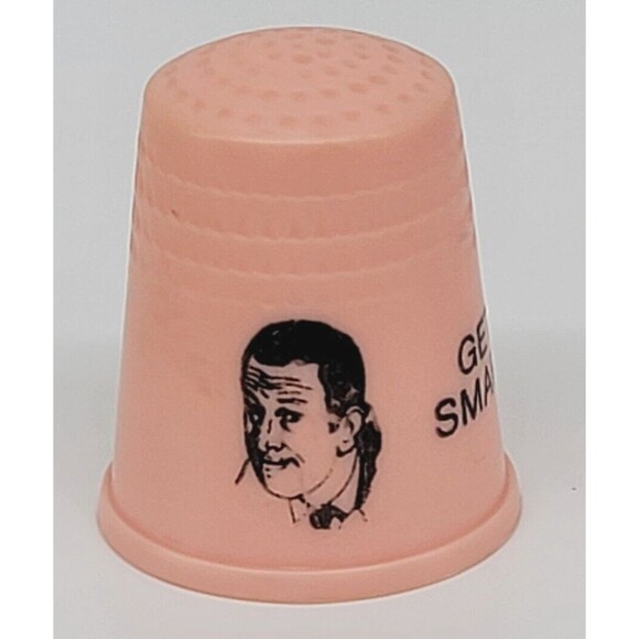 Get Smart Pink Plastic Sewing Thimble TV Series Vintage Collectible - Picture 2 of 12